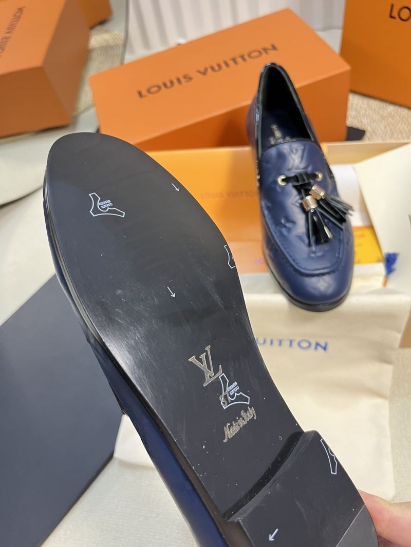 Louis Vuitton Low Shoes